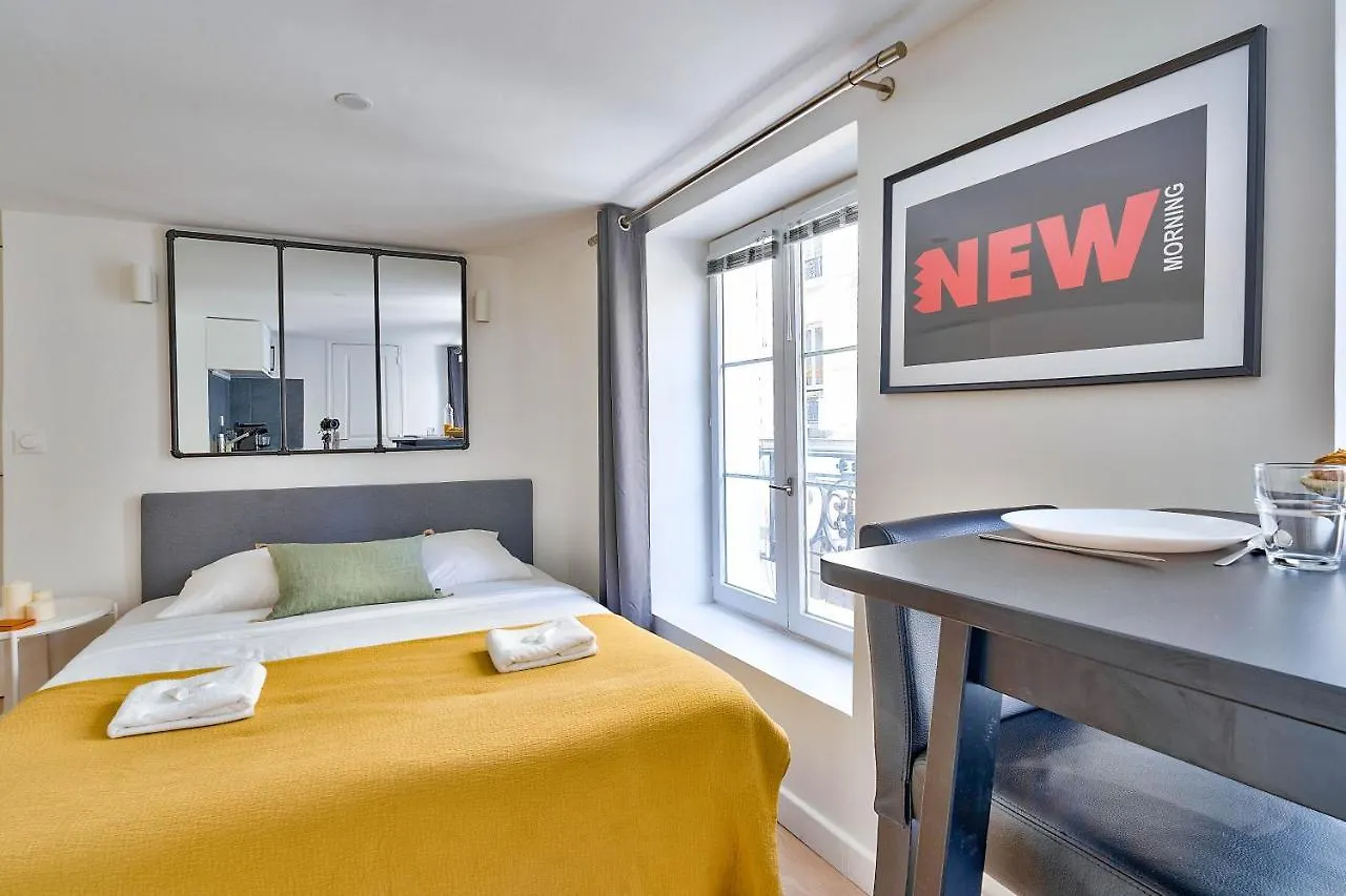 Apartmán New And Bright In The Heart Of *